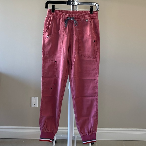 MEDICLO SCRUB SET MAUVE - Picture 2 of 11